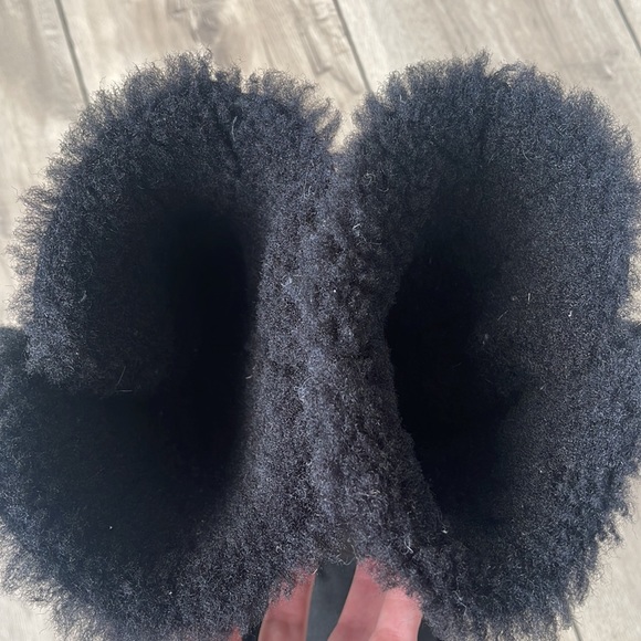 UGG® 'Bailey Button Triplet II' Boot Women Size 9 - Picture 6 of 10